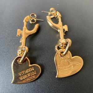 Vivienne Westwood New Beautiful Gold Spinning Engraved Heart & Clip Earrings